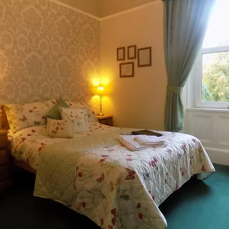 Glendale Guest house 4*