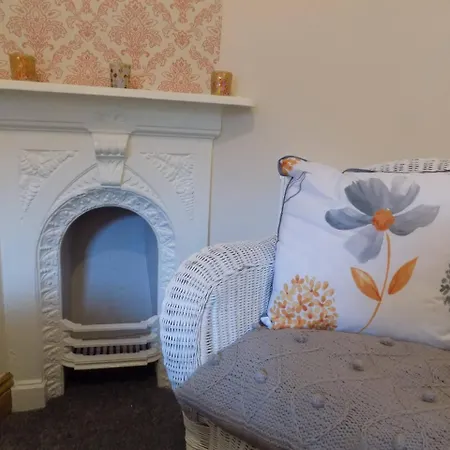 Guest house Glendale 4*