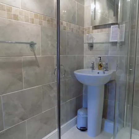 Glendale Pensión 4*