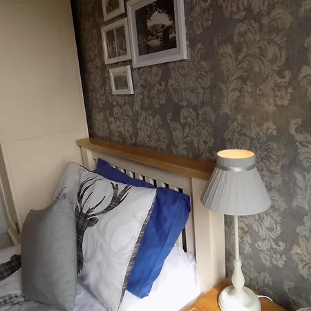 Glendale Guest house 4*