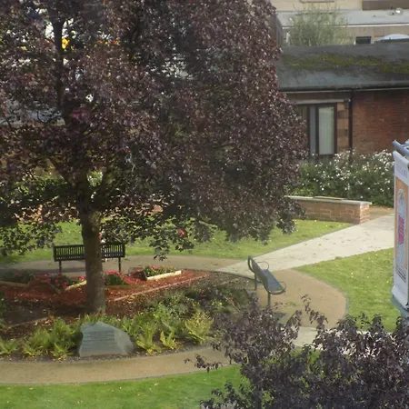 بيت ضيافة Glendale بنريث